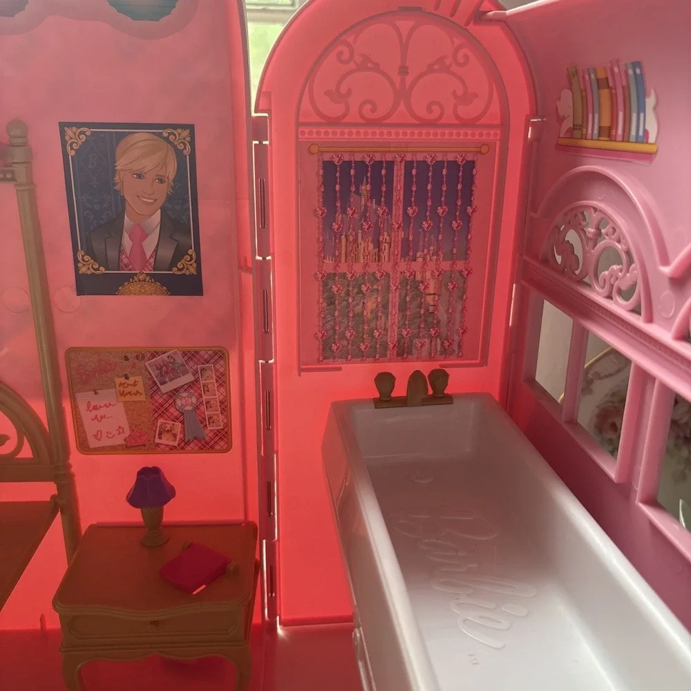 Barbie Princess Charm School Playset Doll House
